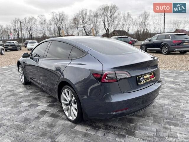 Серый Тесла Модель 3, объемом двигателя 0 л и пробегом 151 тыс. км за 15299 $, фото 4 на Automoto.ua