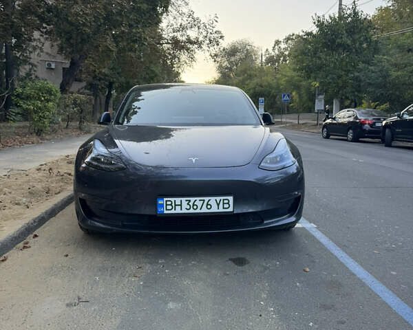 Сірий Тесла Модель 3, об'ємом двигуна 0 л та пробігом 70 тис. км за 18700 $, фото 14 на Automoto.ua