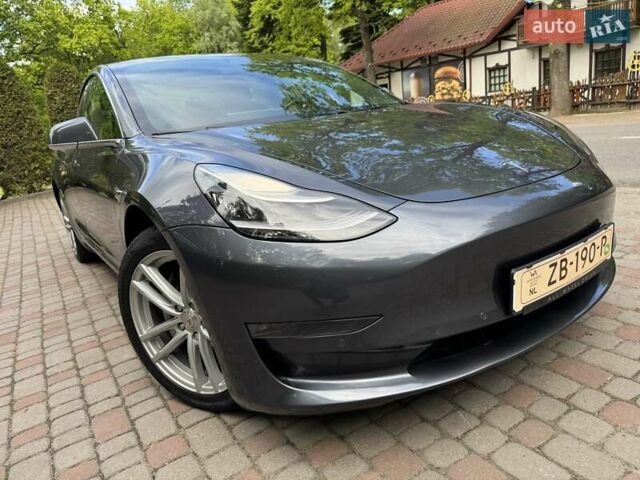 Сірий Тесла Модель 3, об'ємом двигуна 0 л та пробігом 79 тис. км за 17750 $, фото 20 на Automoto.ua