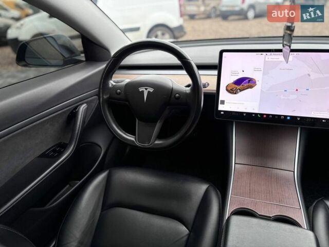 Серый Тесла Модель 3, объемом двигателя 0 л и пробегом 151 тыс. км за 15299 $, фото 22 на Automoto.ua