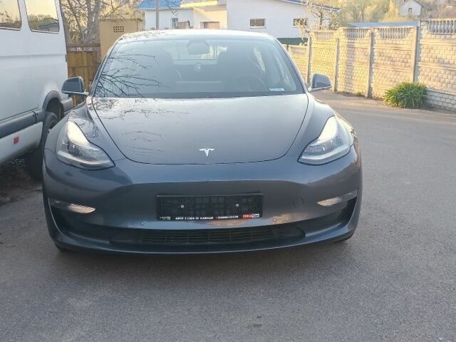 Серый Тесла Модель 3, объемом двигателя 0 л и пробегом 197 тыс. км за 15999 $, фото 1 на Automoto.ua