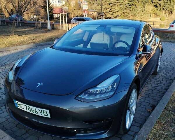 Серый Тесла Модель 3, объемом двигателя 0 л и пробегом 150 тыс. км за 16500 $, фото 13 на Automoto.ua