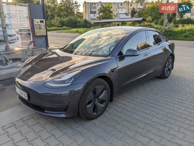 Серый Тесла Модель 3, объемом двигателя 0 л и пробегом 131 тыс. км за 15500 $, фото 4 на Automoto.ua