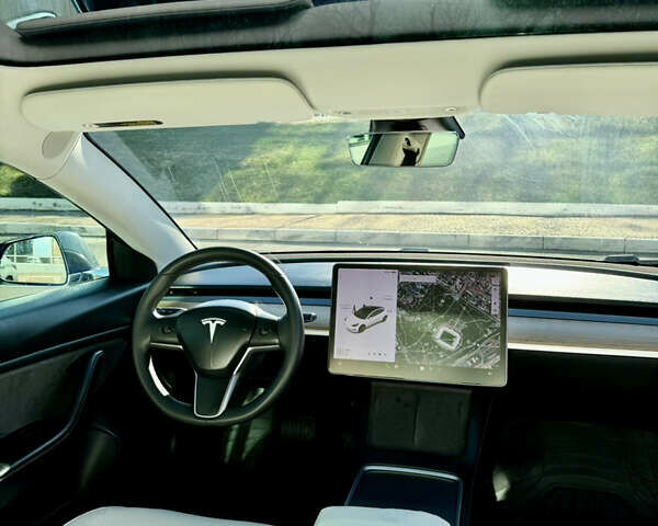 Серый Тесла Модель 3, объемом двигателя 0 л и пробегом 112 тыс. км за 23500 $, фото 42 на Automoto.ua