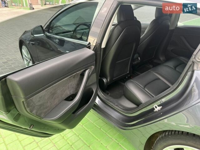 Сірий Тесла Модель 3, об'ємом двигуна 0 л та пробігом 138 тис. км за 17800 $, фото 22 на Automoto.ua