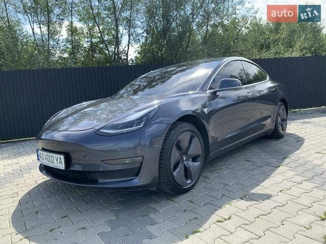 Серый Тесла Модель 3, объемом двигателя 0 л и пробегом 100 тыс. км за 24000 $, фото 3 на Automoto.ua