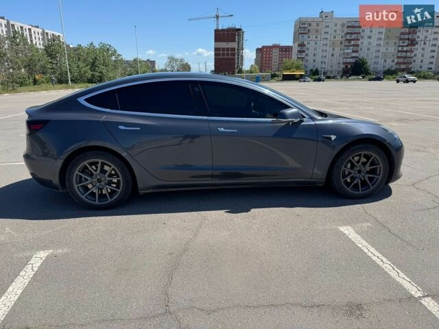 Серый Тесла Модель 3, объемом двигателя 0 л и пробегом 265 тыс. км за 14000 $, фото 6 на Automoto.ua