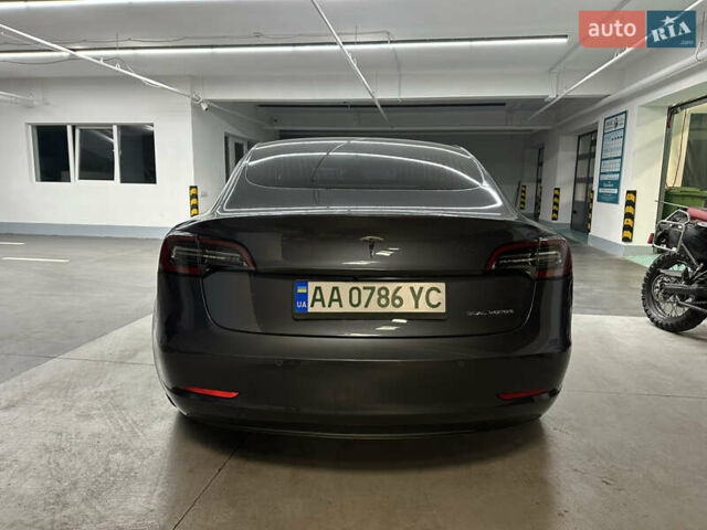 Сірий Тесла Модель 3, об'ємом двигуна 0 л та пробігом 82 тис. км за 21000 $, фото 4 на Automoto.ua