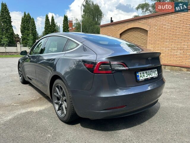 Сірий Тесла Модель 3, об'ємом двигуна 0 л та пробігом 93 тис. км за 16500 $, фото 5 на Automoto.ua