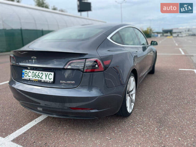 Сірий Тесла Модель 3, об'ємом двигуна 0 л та пробігом 49 тис. км за 20900 $, фото 2 на Automoto.ua