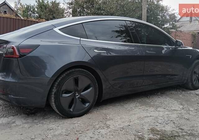 Сірий Тесла Модель 3, об'ємом двигуна 0 л та пробігом 165 тис. км за 18100 $, фото 8 на Automoto.ua