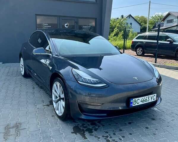 Сірий Тесла Модель 3, об'ємом двигуна 0 л та пробігом 70 тис. км за 16599 $, фото 2 на Automoto.ua