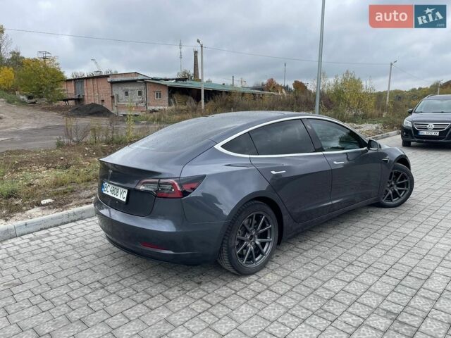 Сірий Тесла Модель 3, об'ємом двигуна 0 л та пробігом 216 тис. км за 15900 $, фото 1 на Automoto.ua
