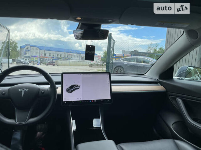 Серый Тесла Модель 3, объемом двигателя 0 л и пробегом 160 тыс. км за 18500 $, фото 10 на Automoto.ua