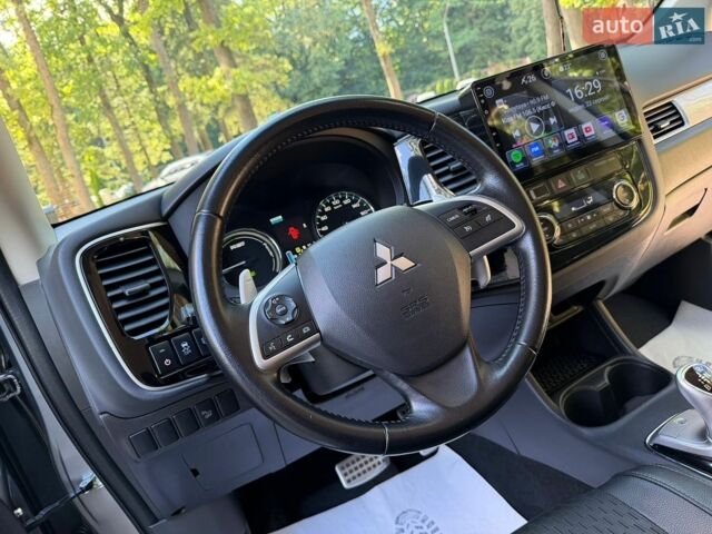 Сірий Тесла Модель 3, об'ємом двигуна 0 л та пробігом 37 тис. км за 7916 $, фото 4 на Automoto.ua
