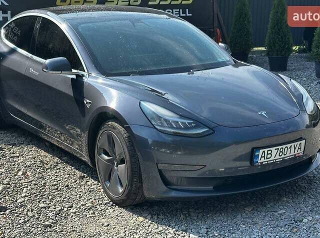 Тесла Модель 3 2019 у Вінниці на Automoto.ua Сірий Тесла Модель 3, об'ємом двигуна 0 л та пробігом 200 тис. км за 15999 $, фото 2 на Automoto.ua