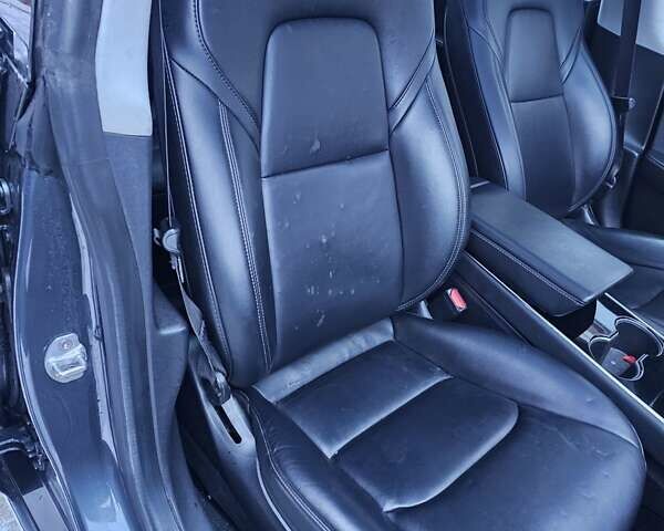 Серый Тесла Модель 3, объемом двигателя 0 л и пробегом 108 тыс. км за 18000 $, фото 16 на Automoto.ua