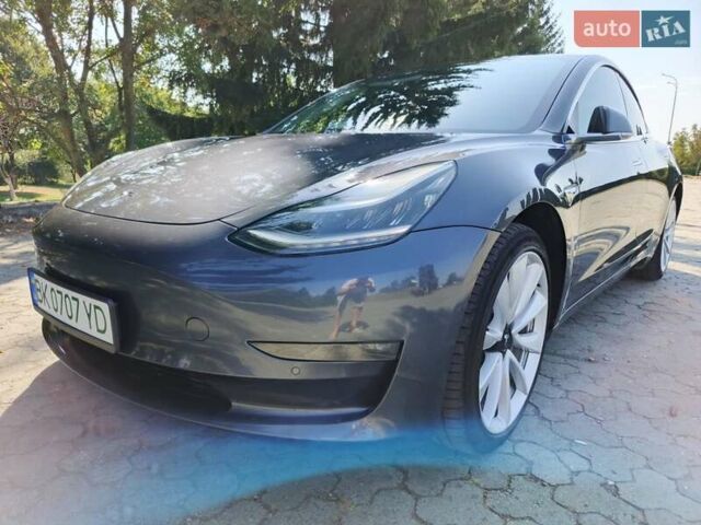 Сірий Тесла Модель 3, об'ємом двигуна 0 л та пробігом 199 тис. км за 17700 $, фото 2 на Automoto.ua