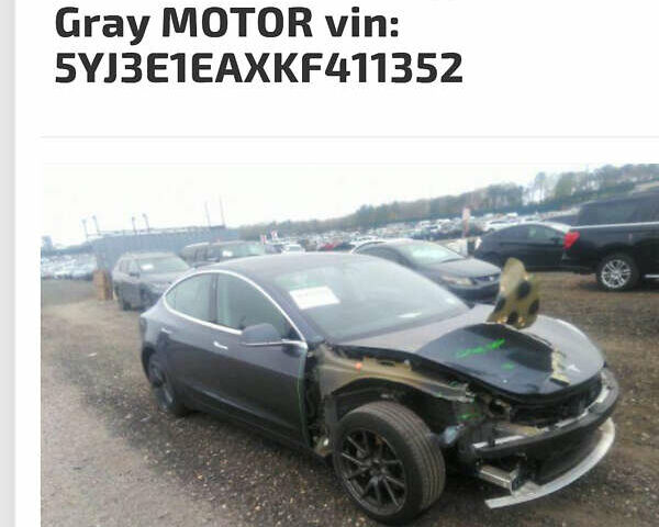 Сірий Тесла Модель 3, об'ємом двигуна 0 л та пробігом 92 тис. км за 15800 $, фото 12 на Automoto.ua