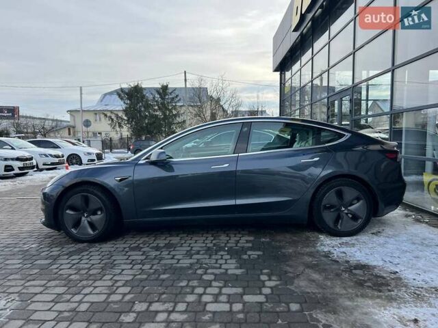 Серый Тесла Модель 3, объемом двигателя 0 л и пробегом 88 тыс. км за 22900 $, фото 3 на Automoto.ua