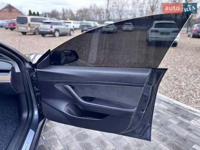 Серый Тесла Модель 3, объемом двигателя 0 л и пробегом 151 тыс. км за 15299 $, фото 32 на Automoto.ua