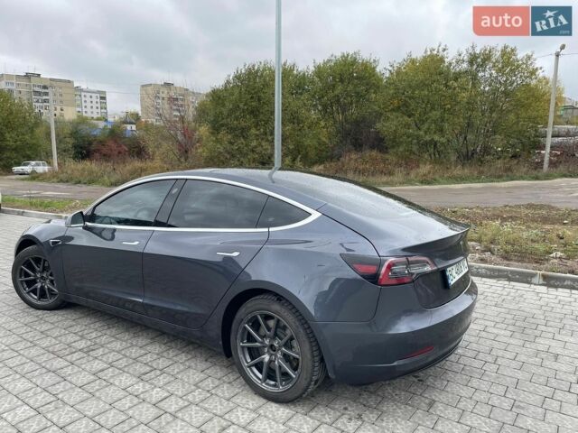 Сірий Тесла Модель 3, об'ємом двигуна 0 л та пробігом 216 тис. км за 15900 $, фото 4 на Automoto.ua