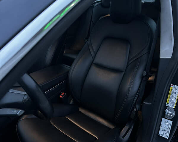 Серый Тесла Модель 3, объемом двигателя 0 л и пробегом 217 тыс. км за 14999 $, фото 14 на Automoto.ua