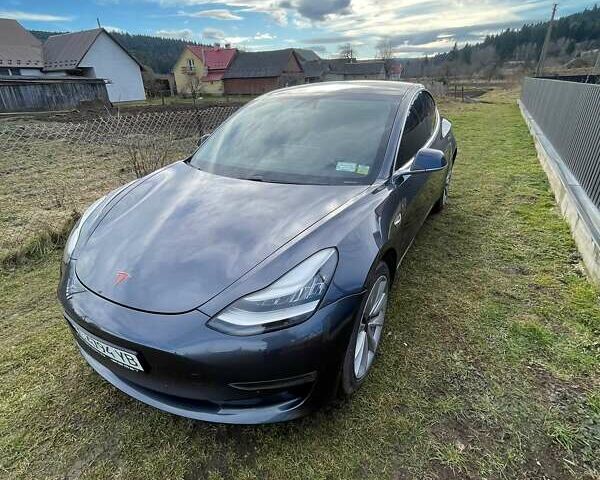 Сірий Тесла Модель 3, об'ємом двигуна 0 л та пробігом 99 тис. км за 18900 $, фото 1 на Automoto.ua