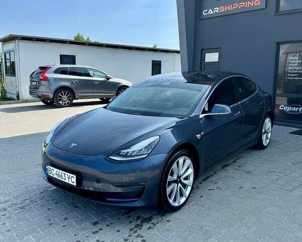 Сірий Тесла Модель 3, об'ємом двигуна 0 л та пробігом 70 тис. км за 16599 $, фото 1 на Automoto.ua