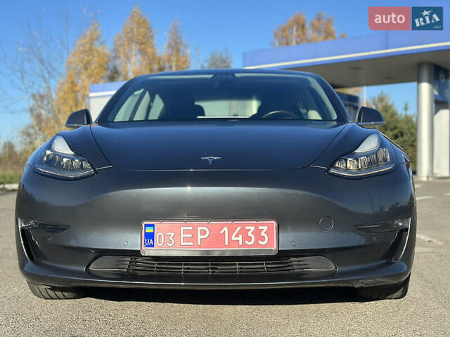 Сірий Тесла Модель 3, об'ємом двигуна 0 л та пробігом 122 тис. км за 14700 $, фото 11 на Automoto.ua