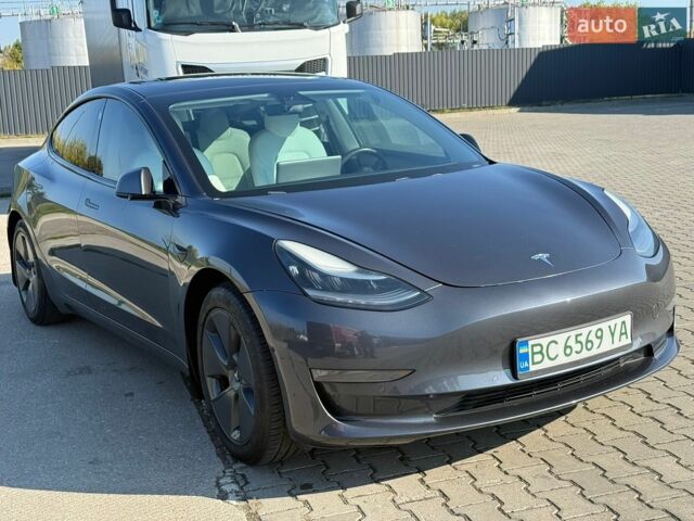 Серый Тесла Модель 3, объемом двигателя 0 л и пробегом 162 тыс. км за 17300 $, фото 2 на Automoto.ua