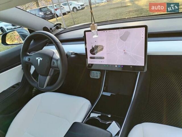 Серый Тесла Модель 3, объемом двигателя 0 л и пробегом 150 тыс. км за 16500 $, фото 22 на Automoto.ua