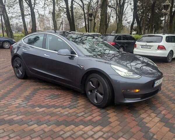 Серый Тесла Модель 3, объемом двигателя 0 л и пробегом 117 тыс. км за 18950 $, фото 1 на Automoto.ua
