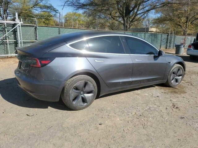 Сірий Тесла Модель 3, об'ємом двигуна 0 л та пробігом 67 тис. км за 5000 $, фото 2 на Automoto.ua