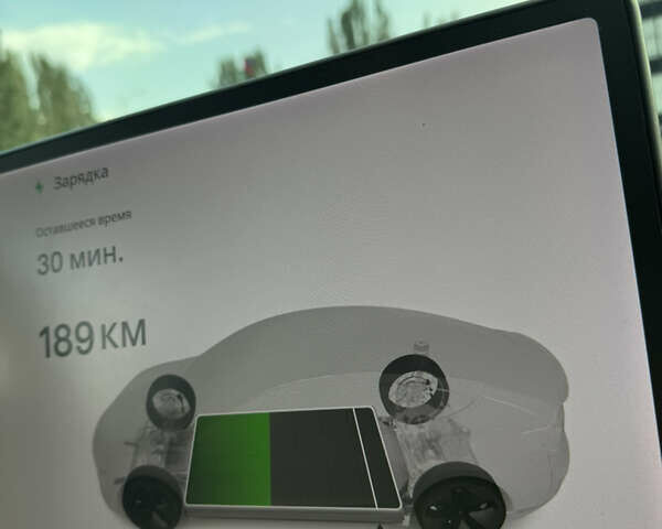Серый Тесла Модель 3, объемом двигателя 0 л и пробегом 112 тыс. км за 23500 $, фото 5 на Automoto.ua