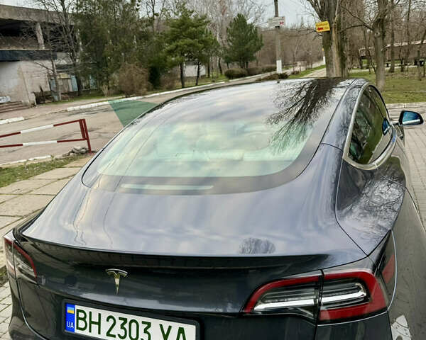 Серый Тесла Модель 3, объемом двигателя 0 л и пробегом 112 тыс. км за 23500 $, фото 61 на Automoto.ua