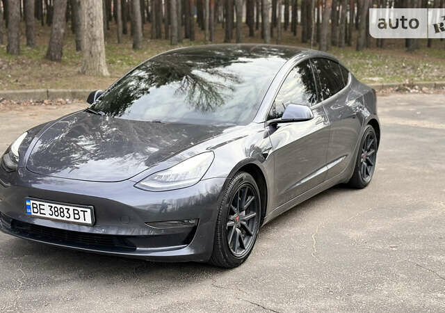 Серый Тесла Модель 3, объемом двигателя 0 л и пробегом 119 тыс. км за 16000 $, фото 1 на Automoto.ua