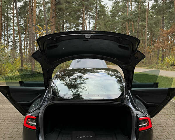 Серый Тесла Модель 3, объемом двигателя 0 л и пробегом 108 тыс. км за 18800 $, фото 25 на Automoto.ua