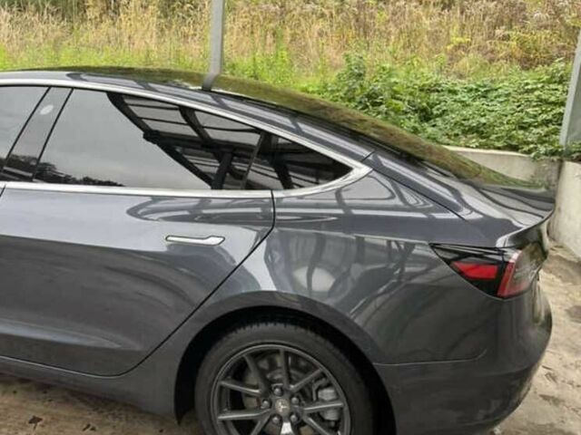 Сірий Тесла Модель 3, об'ємом двигуна 0 л та пробігом 120 тис. км за 16700 $, фото 6 на Automoto.ua