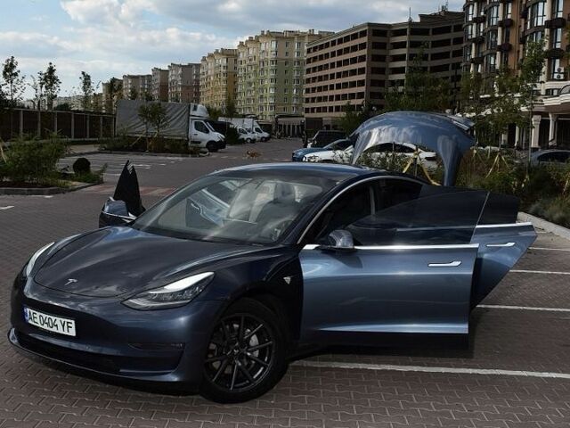 Сірий Тесла Модель 3, об'ємом двигуна 0 л та пробігом 113 тис. км за 14000 $, фото 7 на Automoto.ua