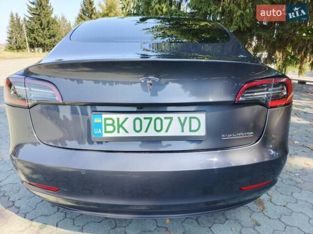Сірий Тесла Модель 3, об'ємом двигуна 0 л та пробігом 199 тис. км за 17700 $, фото 11 на Automoto.ua