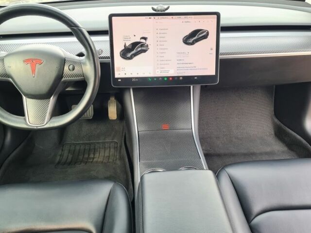 Серый Тесла Модель 3, объемом двигателя 0 л и пробегом 85 тыс. км за 18000 $, фото 5 на Automoto.ua