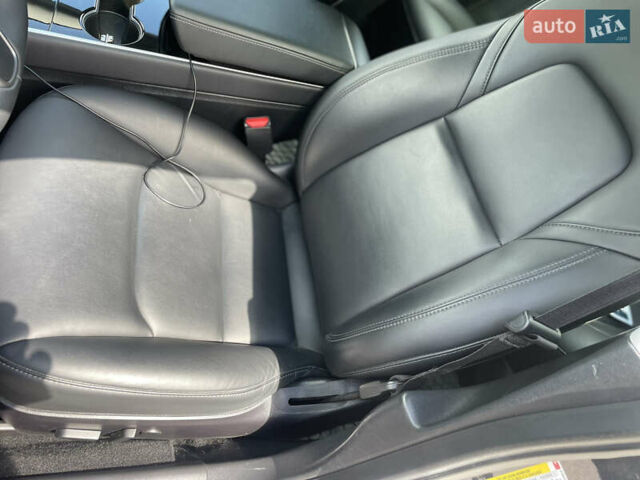 Сірий Тесла Модель 3, об'ємом двигуна 0 л та пробігом 52 тис. км за 19999 $, фото 18 на Automoto.ua