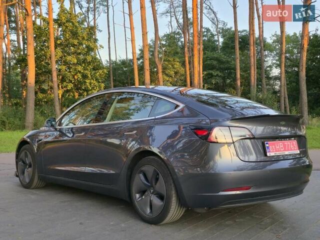 Тесла Модель 3 2019 у Житомирі на Automoto.ua Сірий Тесла Модель 3, об'ємом двигуна 0 л та пробігом 169 тис. км за 17900 $, фото 8 на Automoto.ua