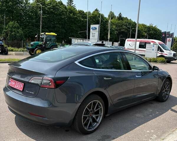 Сірий Тесла Модель 3, об'ємом двигуна 0 л та пробігом 82 тис. км за 16800 $, фото 6 на Automoto.ua