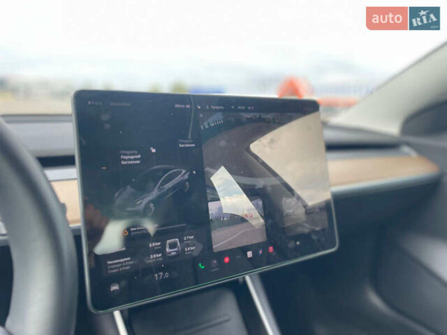 Сірий Тесла Модель 3, об'ємом двигуна 0 л та пробігом 49 тис. км за 21800 $, фото 25 на Automoto.ua