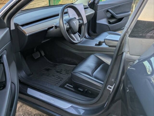 Сірий Тесла Модель 3, об'ємом двигуна 0 л та пробігом 145 тис. км за 17500 $, фото 16 на Automoto.ua