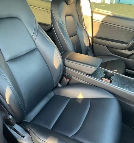 Сірий Тесла Модель 3, об'ємом двигуна 0 л та пробігом 119 тис. км за 17700 $, фото 6 на Automoto.ua