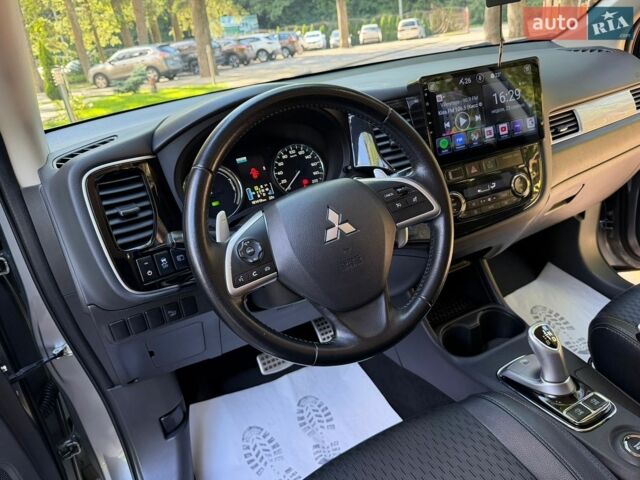 Сірий Тесла Модель 3, об'ємом двигуна 0 л та пробігом 37 тис. км за 7916 $, фото 2 на Automoto.ua