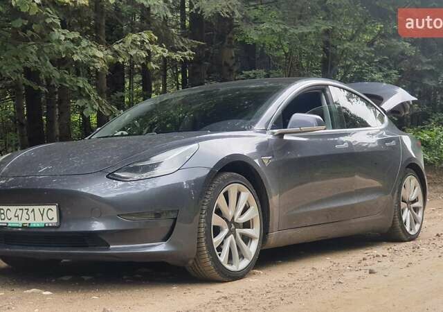 Сірий Тесла Модель 3, об'ємом двигуна 0 л та пробігом 108 тис. км за 18800 $, фото 15 на Automoto.ua